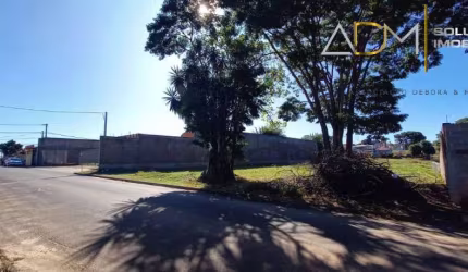 Terreno plano, com 1400m² no Bairro Alto, em Botucatu-SP