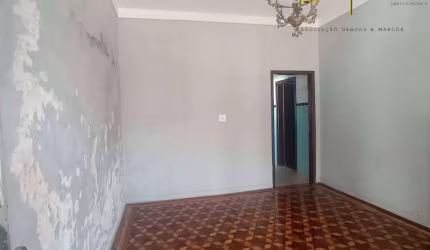 Casa disponível pra locação no Centro de Botucatu-SP