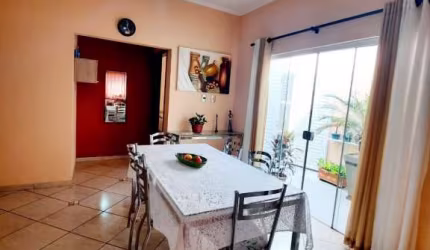 Casa em uma ótima localização, Jardim Cambuí em Botucatu-SP