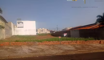 Terreno á venda no Jardim Paraíso II em Botucatu-SP