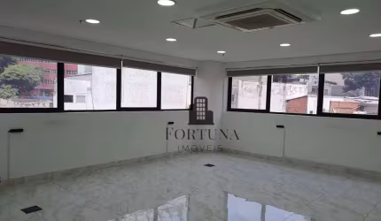 Conjunto comercial na Liberdade, 60m², ótimo estado