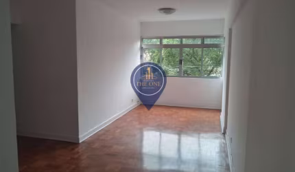 apartamento reformado, excelente localizaçao.