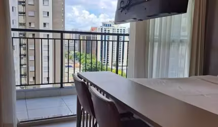 Flat à venda, mobiliado com sacada,  lazer completo, localizado em Alameda Iraé, Indianópolis
