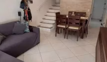 Casa à venda 69m², Jardim Celeste, São Paulo, SP com 2 dormitórios, 2 banheiros, sala 2 ambientes,