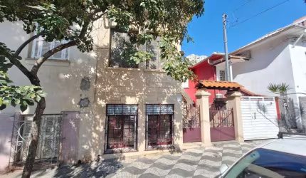 Sobrado comercial em uma ótima localização, com 1 dormitório, 70M², localizado no Cambuci