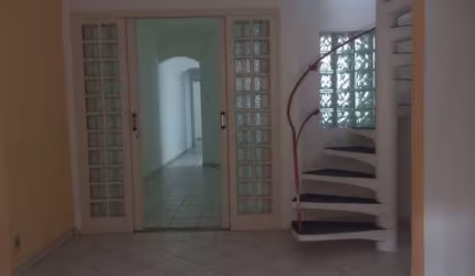 Casa de vila, residencial e comercial, com 121m², para locação, Cambuci, São Paulo
