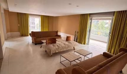 Apartamento de Alto padrão, a venda, 320M², com 4 vagas, 2 suítes e 4 dormitórios, localizado no Ta