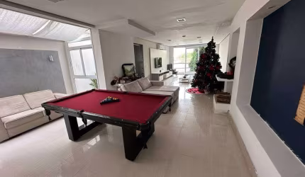 IMPECÁVEL Casa  para venda e locação, com 335m², 3 suítes, 4 vagas, localizado na Água Rasa, São Pa