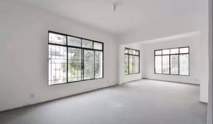 Casa de 350m² para locação, Perdizes, São Paulo, SP. com 3 Dormitórios, 4 Vagas para auto.