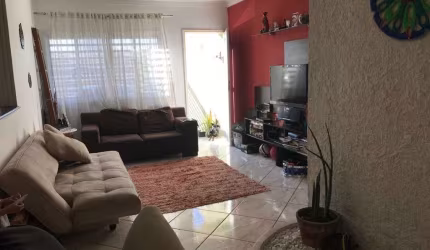 Excelente Sobrado com 3 Dormitórios sendo 1 Suíte, 2 vagas, e 100M², Localizado em Sacomã, São Paul