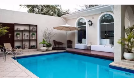 Casa com 497m², 4 suítes, piscina, à venda, Morumbi, São Paulo, SP