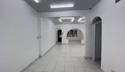 Casa Comercial de 180m² para locação, Ipiranga, São Paulo, SP. com 3 Salas amplas, 3 Banheiros, 1 D