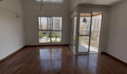 Apartamento para locação, com 2 vagas, mezanino e pé direito alto localizado em Pinheiros, São Paul