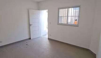 Sobrado para venda com 2 dormitórios, 1 vaga e 75M², localizado na Vila Vera