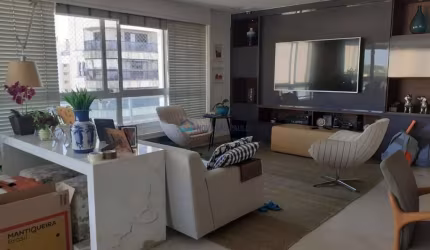 Apartamento à venda, com 3 dormitórios, 3 suítes, 3 vagas e 158M², localizado em Indianópolis, São