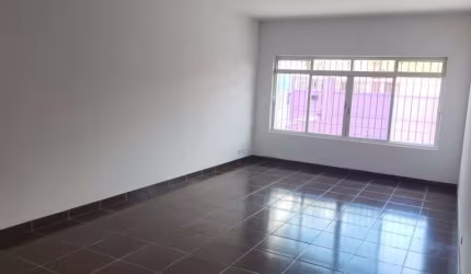 Sobrado Residencial para venda e locação, com 3 dormitorios, 1 suite e 3 vagas de garagem, localiza