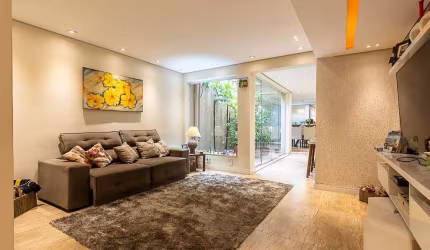 Sobrado REFORMADO de 300m² à venda, Cambuci, São Paulo, SP. com 4 Dormitórios, sendo 3 Suítes, Sala