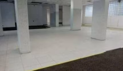 Ponto comercial  230m² sendo 3 salões, ar condicionado centra, localizado bairro no Cambuci na Aven