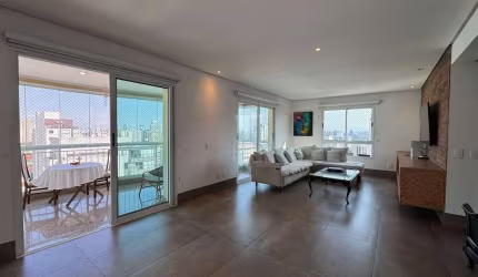 Apartamento à venda, 4 dts, 3 Suítes, 205m2, Varanda, Mobiliado, Jardim Paulista, São Paulo, SP
