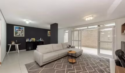 Apartamento à venda com279,75m², 04 dormitórios, 04 suítes, 07 banheiros, 01 lavabo, 03 vagas, Bosq