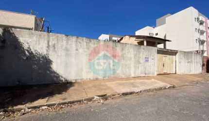 ÓTIMO TERRENO NO BAIRRO JARDIM CALIFORNIA. codigo: 71189