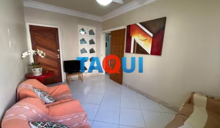 Apartamento à venda à 200m da praia do Forte, bairro Passagem, em Cabo Frio - RJ
