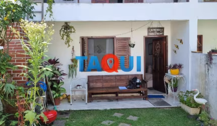 Casa à venda duplex à 100 metros da lagoa, Praia Seca, ARARUAMA - RJ
