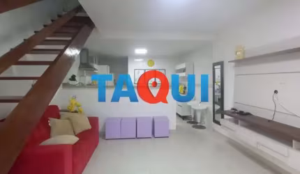 Casa triplex à venda, próximo da praia, Peró, CABO FRIO - RJ