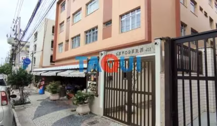 Apartamento à venda, 2 quartos, mobiliado no coração da praia do Forte, Cabo Frio RJ.