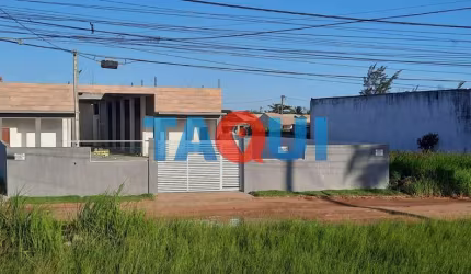 Loja para venda em mini shopping, Tamoios, CABO FRIO - RJ.