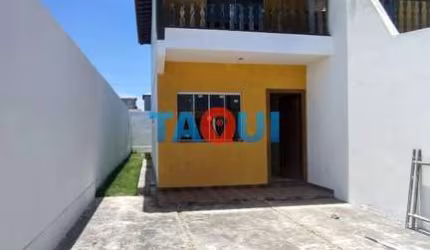 Casa duplex à venda, 2 quartos , sendo uma suíte Colinas do Peró, CABO FRIO - RJ