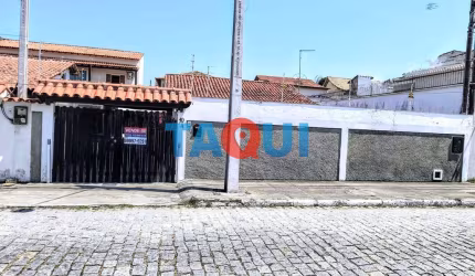 Linda casa linear e independente à venda, JD EXCELSIOR, CABO FRIO - RJ