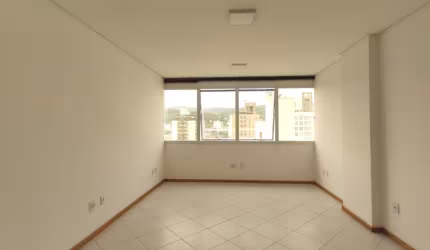 Sala comercial à venda na Rua Cônego Bernardo, --, Trindade, Florianópolis por R$ 260.000
