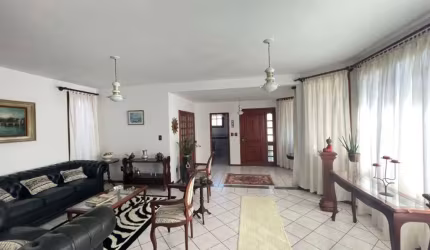 Casa com 5 quartos à venda na Rua Berlim, --, Córrego Grande, Florianópolis por R$ 2.180.000