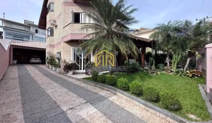 Casa com 4 quartos à venda na Rua Laélia Purpurata, --, João Paulo, Florianópolis por R$ 2.470.000