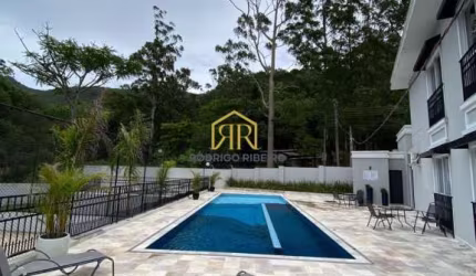 Apartamento com 2 quartos à venda na Rua Fabriciano Inácio Monteiro, --, Vargem do Bom Jesus, Florianópolis por R$ 395.000