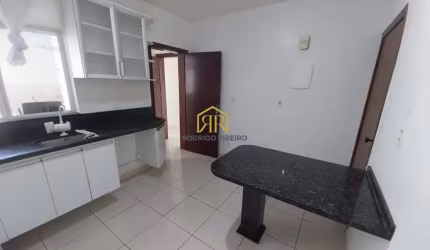 Apartamento com 3 quartos à venda na Rua João Pio Duarte Silva, --, Córrego Grande, Florianópolis por R$ 670.000