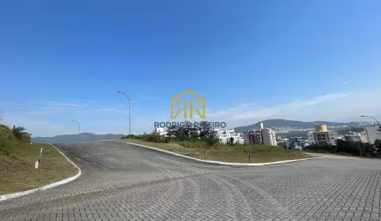 Terreno à venda na Rua Rodrigo Rampinelli Jeremias, --, Itacorubi, Florianópolis por R$ 1.610.000