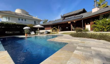 Casa com 3 quartos à venda na Avenida dos Búzios, --, Jurerê Internacional, Florianópolis por R$ 6.499.000