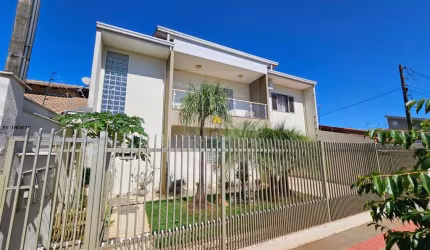 Casa para Venda em Londrina, Jardim Messiânico, 3 dormitórios, 1 suíte, 3 banheiros, 3 vagas