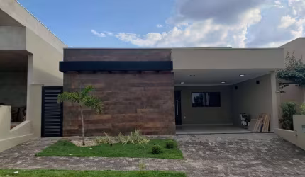 CASA EM CONDOMÍNIO FECHADO NA REGIÃO DOS DAMHAS