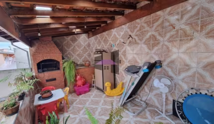Casa com 3 quartos à venda na Rua Roque José Fernandes, Vila Santa Delfina, São Paulo por R$ 700.000
