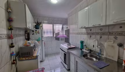 Apartamento com 2 quartos à venda na Rua Ademar Martins de Freitas, Jardim Santo Elias, São Paulo por R$ 270.000