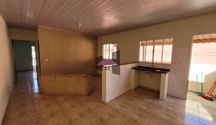 Casa com 1 quarto para alugar na Avenida Elísio Cordeiro de Siqueira, Jardim Santo Elias, São Paulo por R$ 1.400
