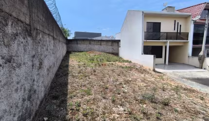 Terreno no Campo Comprido Condomínio Fechado com 215,09m²