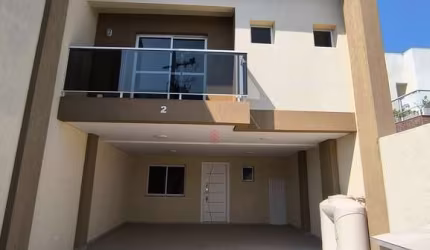 COM 194 M² E APENAS  990 MIL  SOBRADO À VENDA CAMPO COMPRIDO EXCELENTE LOCALIZAÇÃO