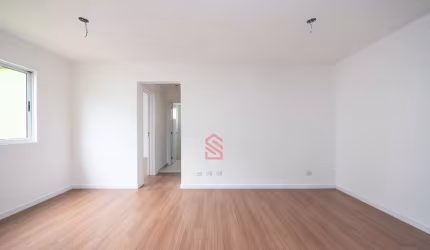 Apartamento à venda  divisa com Santa Felicidade em Almirante Tamandaré-PR, 1 quarto, sala, banheiro, garagem e 37m² de área.