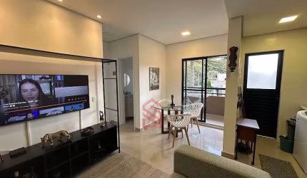 Apartamento à venda em Curitiba-PR, Campo Comprido: 2 quartos, 2 salas, 1 banheiro, 2 vagas de garagem, 48,12m²!