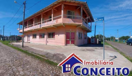 PC05 -Excelente prédio comercial com 3 apartamentos no balneário Presidente