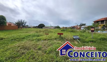 T181 - Ótimo terreno de esquina medindo 356,25m² no balneário Presidente